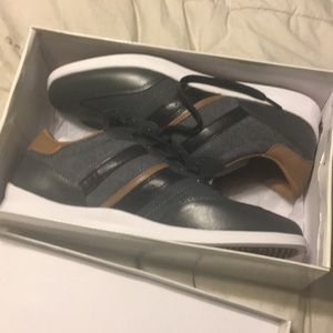 Men’s Perry Ellis shoes